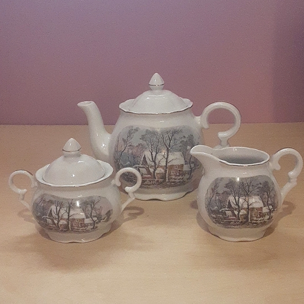 Vintage 1977 Avon Currier & Ives Winter Scene Tea Pot/Creamer/Sugar/Bowl Set